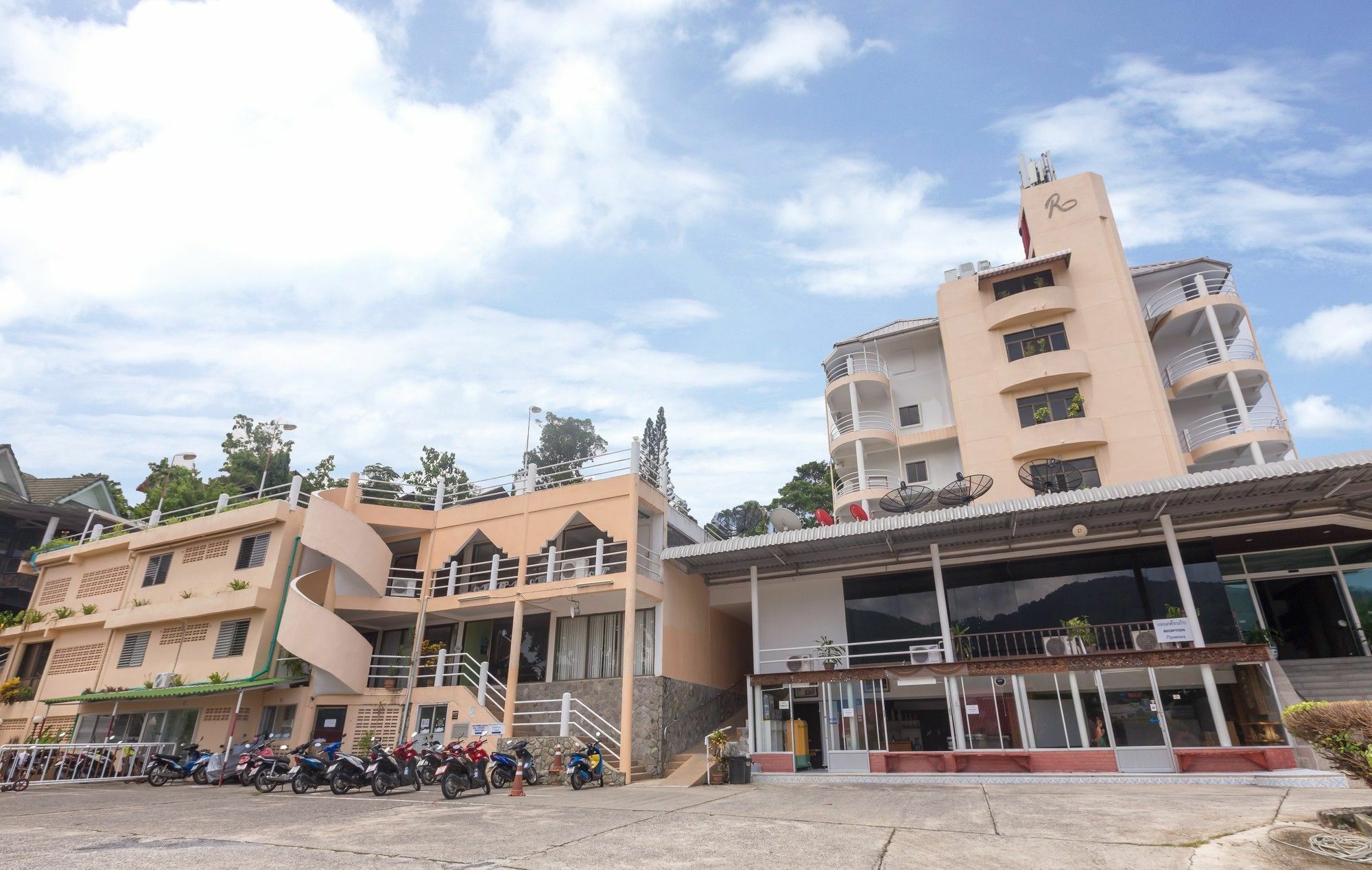 Patong 7Days Premium Hotel Phuket Zewnętrze zdjęcie