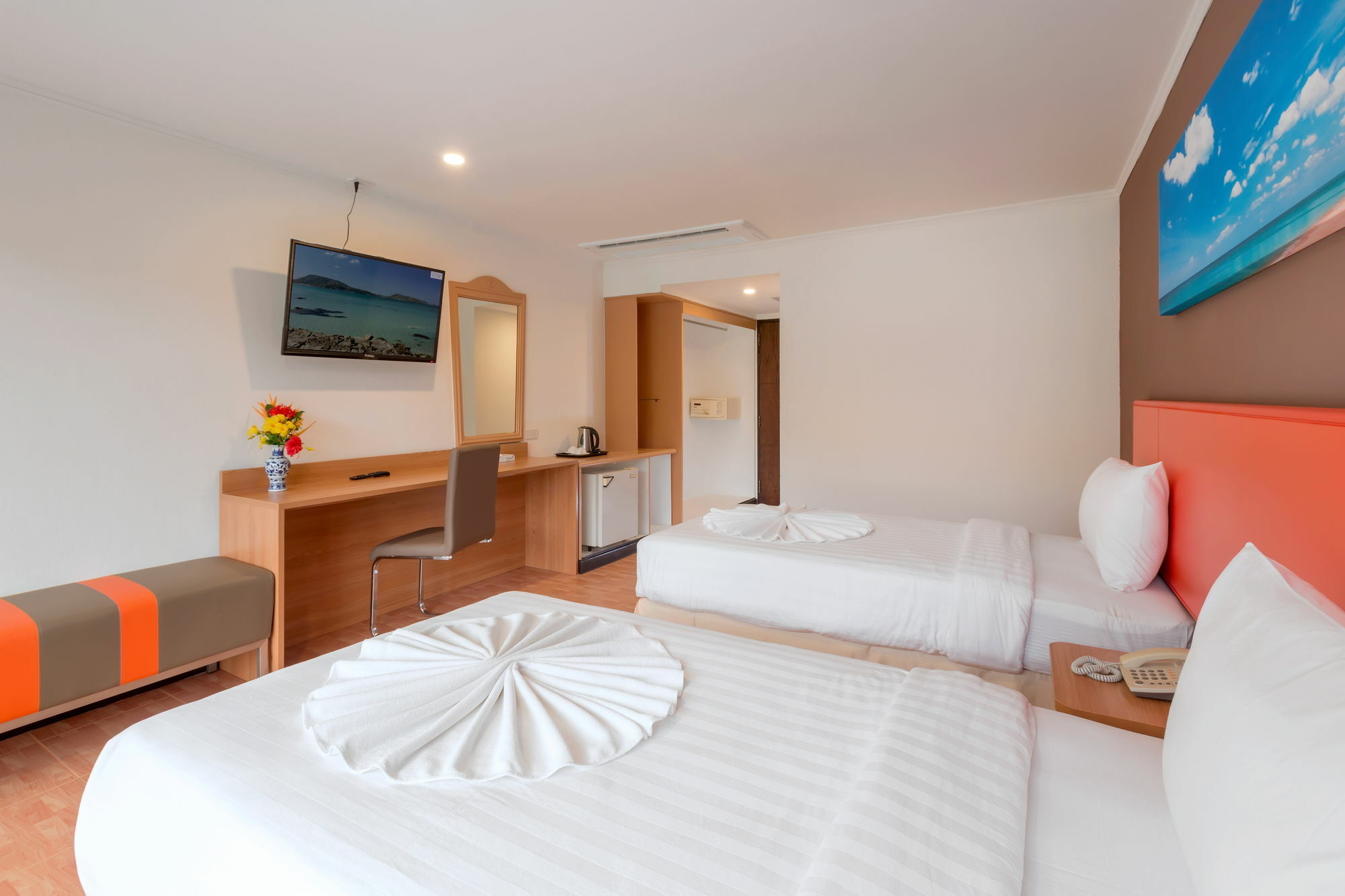 Patong 7Days Premium Hotel Phuket Zewnętrze zdjęcie